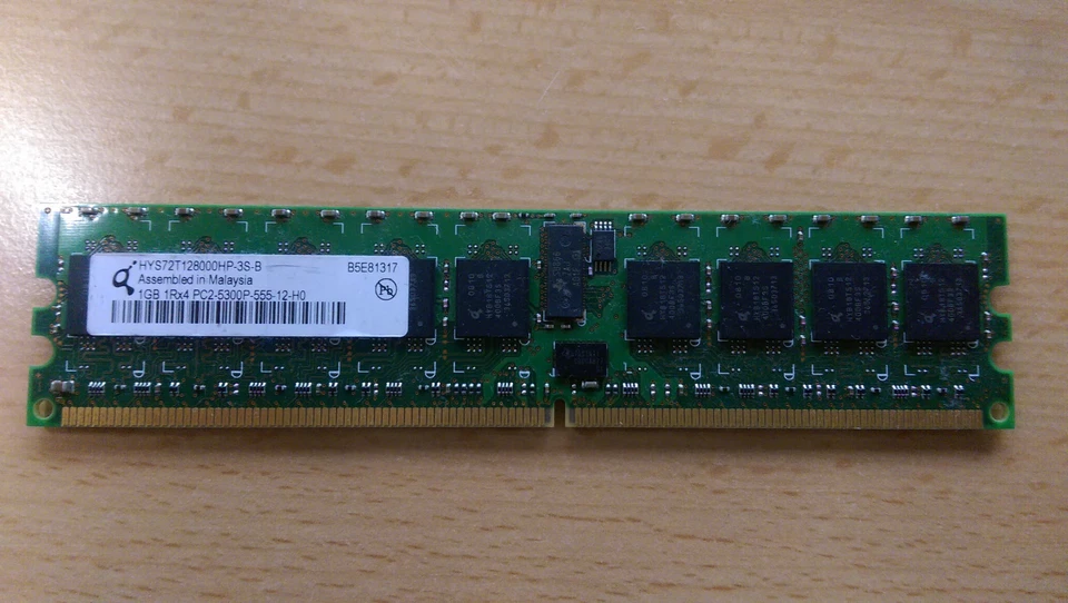 Qimonda HYS72T128000HP-3S-B 1GB PC2-5300P DDR2 RAM Memory - Bild 1 von 1