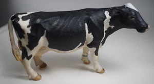 Schleich Retired Holstein Friesian Cow 6 inch Model 2007 Farm Animal - Picture 1 of 7