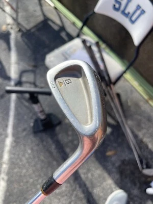 Titleist DCI 金色 8 铁杆单 MS 209 硬钢杆身 右握 — 第 1/4 张图片