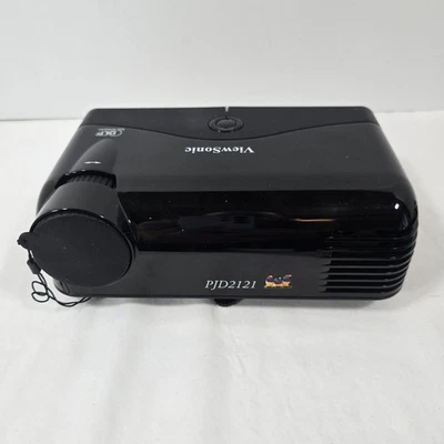 ViewSonic PJD2121 Short Throw SVGA DLP Projector With Case - Image 1 of 4