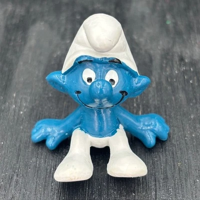 Smurfs 20026 Sitting Smurf Sitter Vtg Schleich Peyo Figure PVC Figurine 1979 Toy - Image 1 of 4