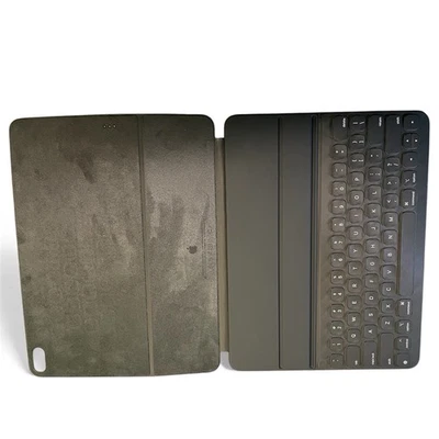 Apple Smart Keyboard Folio for 12.9-inch iPad Pro A2039 - Image 1 of 4
