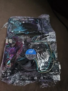 Intel Stock Cooler E97379-001 CPU Motherboard(GOT ANOTHER FOR SALE) - Afbeelding 1 van 9