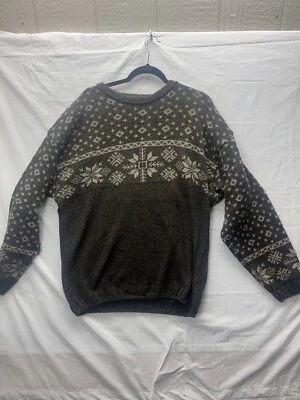 NWT Naturals Northwest Territory Sweater Men Large Olive Green Wool Christmas - Image 1 of 4