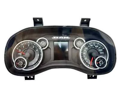 Cuadro de instrumentos velocímetro RAM 2500 3500 2019-2024 FABRICANTE DE EQUIPOS ORIGINALES Foto 1 de 4