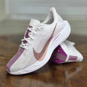Nike ZoomX Pegasus Plus Turbo Schuhe pink violett rot bronze FQ7261-108 Damen 9 - Bild 1 von 16