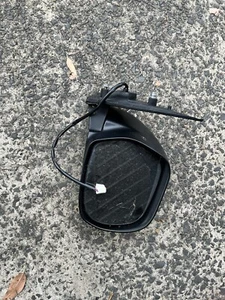 Toyota Hiace 2005-2018 RH Side Mirror - Picture 1 of 4