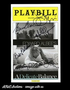 Playbill firmado por John Lithgow "A Delicate Balance" (también por Glenn Close +4) - JSA - Imagen 1 de 3