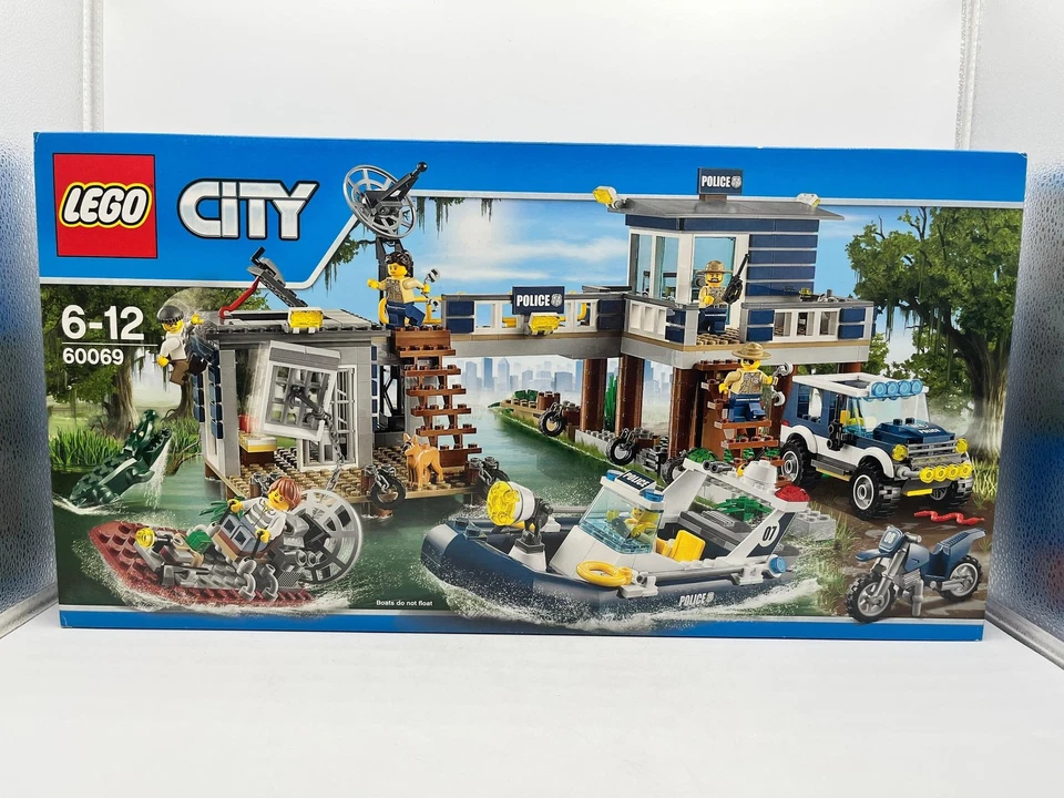 Lego City - Swamp Police Station 60069 - Sealed - Image 1 of 2