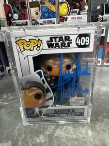 Funko Pop! Vinile: Star Wars - Ahsoka #409 firmato da Ashley Eckstein 100 pezzi - Foto 1 di 4