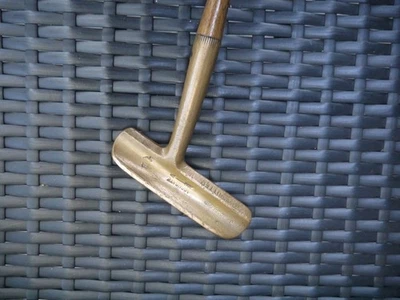 Elusive Hickory Center Shafted MacGregor Servos Niagara Chicopee Gunmetal Putter - Image 1 of 4