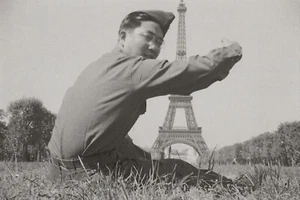 POSTAL Segunda Guerra Mundial Japonés-Estadounidense Nisei 442o Ejército de los Estados Unidos Teniente Sus Ito en París 1945 Sin usar - Imagen 1 de 1