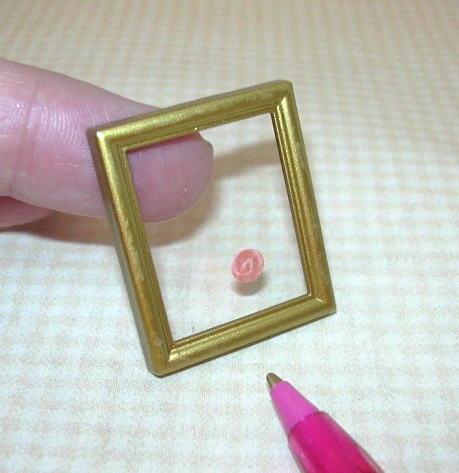 Miniature Gold Rectangular Plastic Frame W/plexiglass Pane Dollhouse 1 12