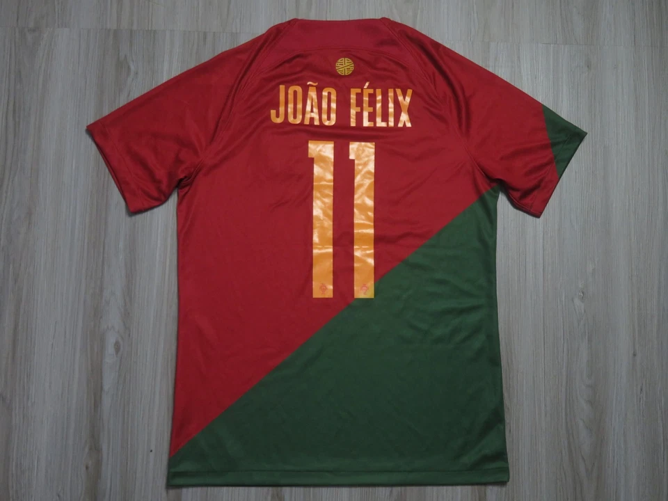 Nike Joao Felix 2022 Portugal Jersey Size Medium Men Pre Owned Rare - Image 1 of 4