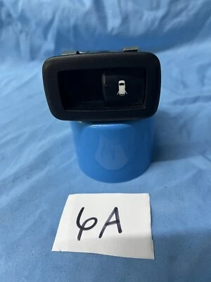 2011-20 DODGE GRAND CARAVAN REAR QUARTER WINDOW ELECTRIC CONTROL SWITCH OEM - Image 1 of 4