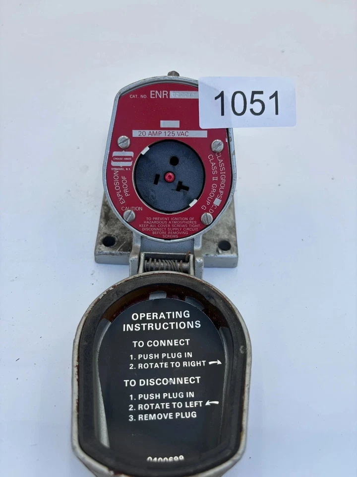 Receptáculo Crouse-Hinds ENRC22201 à prova de explosão 20A 125V - Imagem 1 de 4