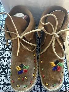 Mocasines vintage-antiguos de cuero con cuentas buen estado - Imagen 1 de 15