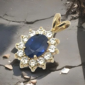 Vintage Real 14K YELLOW GOLD 2.5 Ct Nat Genuine DIAMOND Oval Sapphire Pendant - Picture 1 of 3