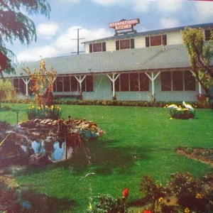 California Postcard - International Kitchen Restaurant Niles CA Flower Garden - Picture 1 of 4
