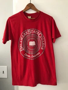 Vtg Velva Sheen Delaware State College Crest Single Stitch T-Shirt Medium 70's - Picture 1 of 6