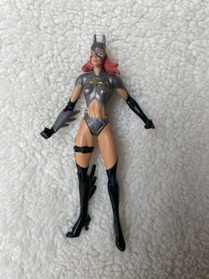 LEGENDS OF THE DARK KNIGHT BATGIRL FIGURA DE ACCIÓN KENNER 1998 Sin alas Foto 1 de 4