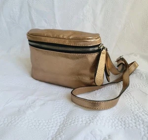 Gianni Chiarini Firenze Women Gold-Tone Leather Bum Bag Style Crossbody Belt Bag - Picture 1 of 18