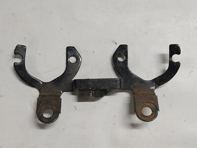 Кронштейн калибра 1979 Suzuki GS750 34951 45020 - Изображение 1 из 3