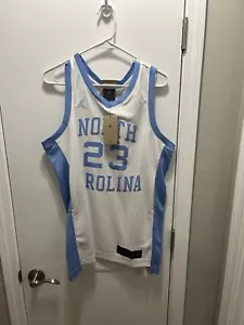Maglia Nike Jordan DN9341-100 uomo media Dri-Fit UNC Tarheels Limited nuova con etichette - Foto 1 di 7