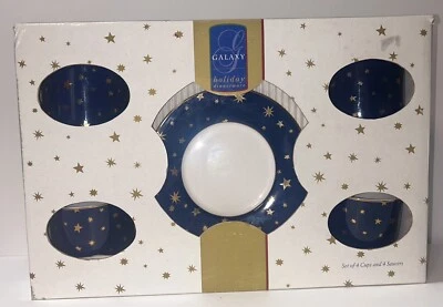 Juego de vajilla Galaxy Holiday de 4 tazas y 4 platillos NUEVO EN CAJA Foto 1 de 4