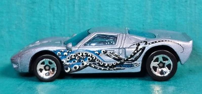 Ford GT-40 1999 Mattel azul claro pulpo gráfico coche vintage 01 Hot Wheels Foto 1 de 4