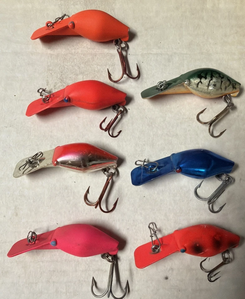 (7) Luhr-Jensen Hot Shot 35 Vintage Crankbait - Image 1 of 1