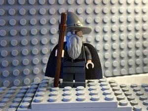 Lego The Hobbit Lord Of The Rings Gandalf the Grey lor001 Set 79010 - Picture 1 of 3