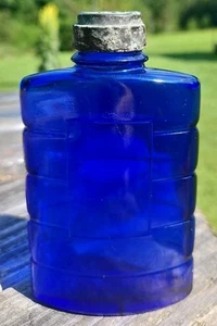 Vintage Bourjois Talcum Powder Dispenser W/lid Bottle Cobalt Blue 41/2" T × 1"W - Picture 1 of 6