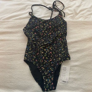 Athleta NWT Leopard Keyhole One Piece Swimsuit Quick Dry Low Support Size XS - Picture 1 of 9