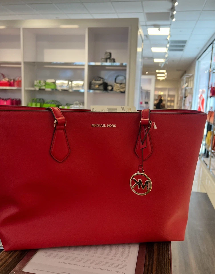 Bolso de Mano Michael Kors Sheila Grande Multifunción (Rojo Brillante) Foto 1 de 1