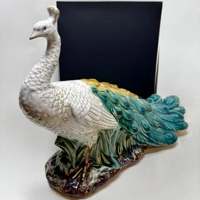 Kavana Decor Afshari 孔雀雕像雕塑雕像 17 英寸蓝色绿色蓝绿色白色 — 第 1/4 张图片