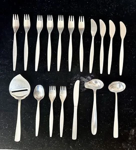 18 PIECES GENSE SWEDEN 18- 8 "FOCUS" STAINLESS STEEL FLATWARE MID CENTURY RARE - Picture 1 of 5