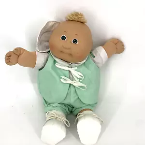 Cabbage Patch bambola vintage bambino con vestito vestiti fossetta occhi verdi scarpe calze - Foto 1 di 22