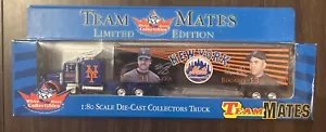 NEW YORK METS 1999 White Rose TEAM MATES Mike Piazza & Edgardo Alfonso NEW - Picture 1 of 2