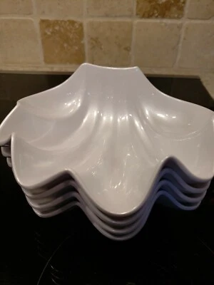 De colección ~ Acrílico ~ Cáscara de almeja de 4 patas ~ Cuencos para servir de 7" An x 6,5" L ~ Perla (B55) Foto 1 de 4