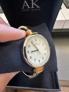 Women’s Anne Klein Silver Gold Self-Adjusting Wristwatch Y121E Japan Movement - Picture 1 of 7