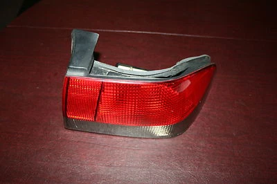 95 - 03 Saab NG900 9-3 conversível canto traseiro direito conjunto de lanterna traseira externa  - Imagem 1 de 3