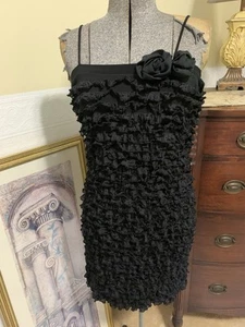 Black Mini Body-con Dress Featuring Puffy 3D Florals Juniors Size Large Y2K - Picture 1 of 13