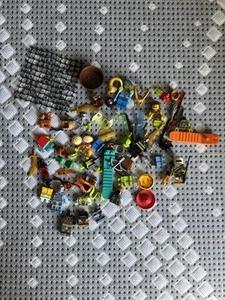 Lego Minifigures Mixed Lot Marvel Ninjago Parts And Accessories Simpson - Picture 1 of 3