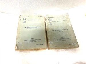 Defense Intelligence Agency Small Arms Identification & Operation Guide Lot Of 2 - Foto 1 di 19