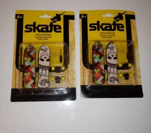 Skate Finger Skateboard With Tools Kids Toy 2 Packs Fun Activity New - Picture 1 of 1