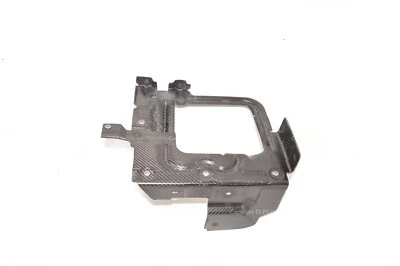 Ferrari California F149 Front right bumper air duct bracket - Image 1 of 4