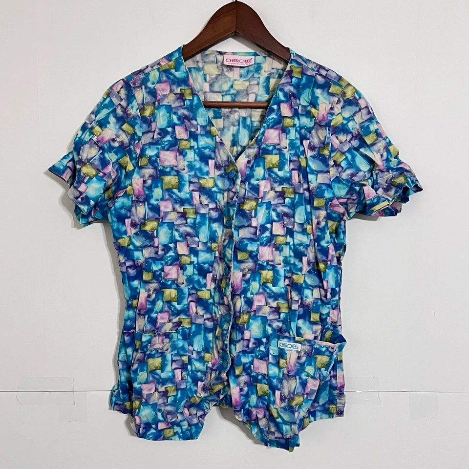 Blusa Médica Cherokee De Colección Para Mujer Talla S Azul Geométrica Bolsillos Con Botones Foto 1 de 4