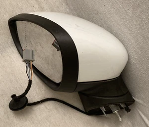 Ford Fiesta MK7 (2008-17) Passenger NS Left Electric Door Wing Mirror White 6pin - Picture 1 of 8