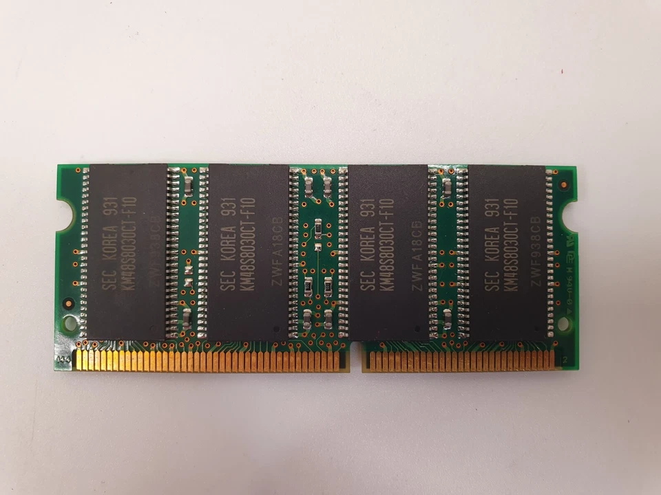 Samsung 64MB LAPTOP MEMORY RAM KMM466S823CT3-F0 - Image 1 of 2